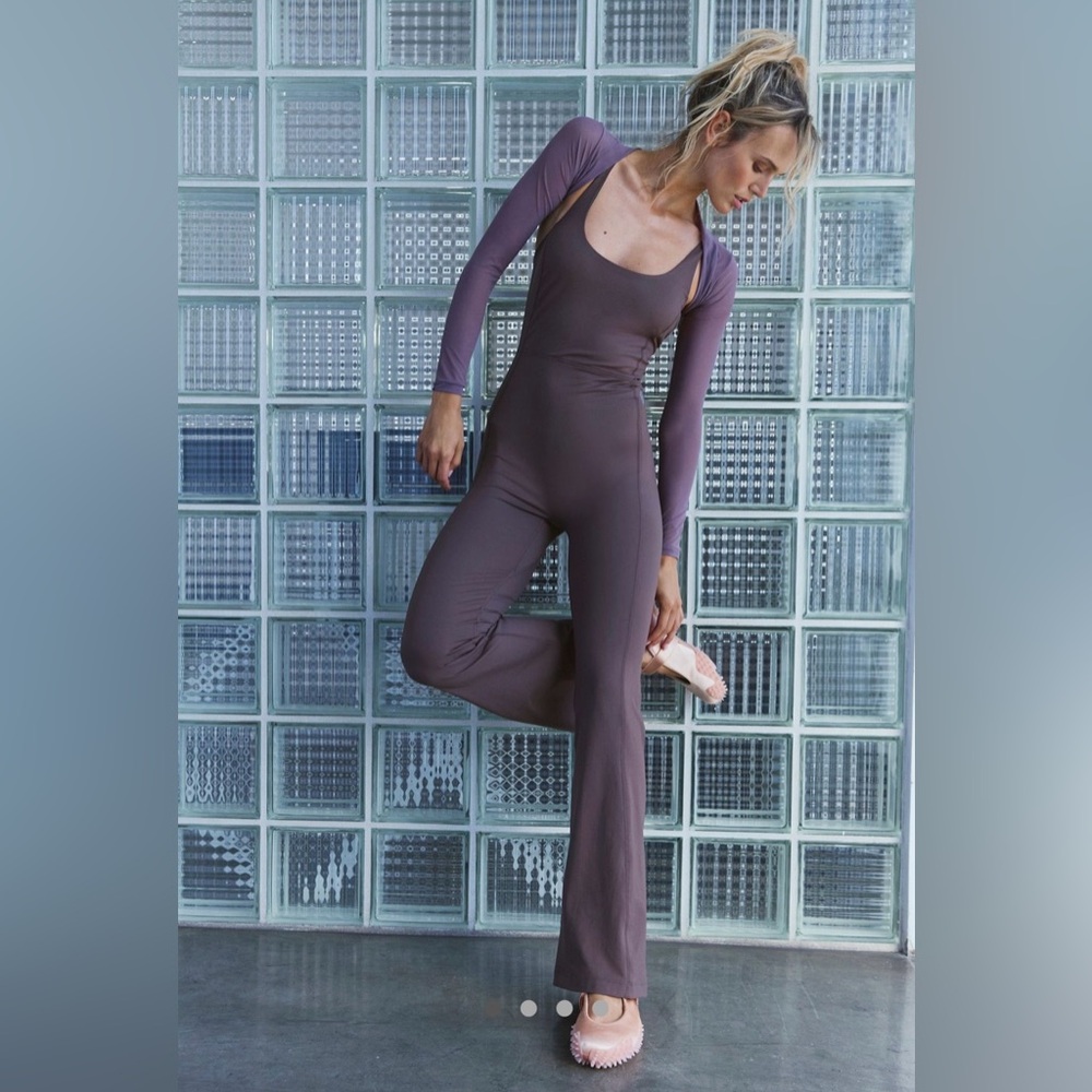NWT FREE PEOPLE MOVEMENT OPEN SKY ONE PIECE JUMPSUIT SIZE MEDIUM